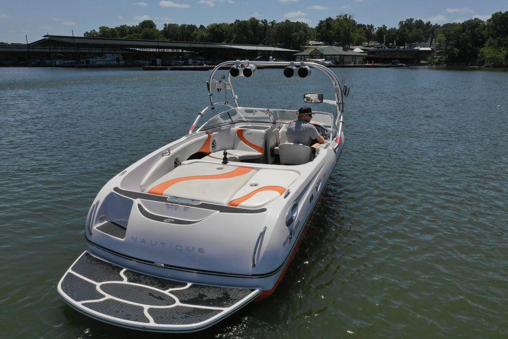 2005 Air Nautique 226 TE