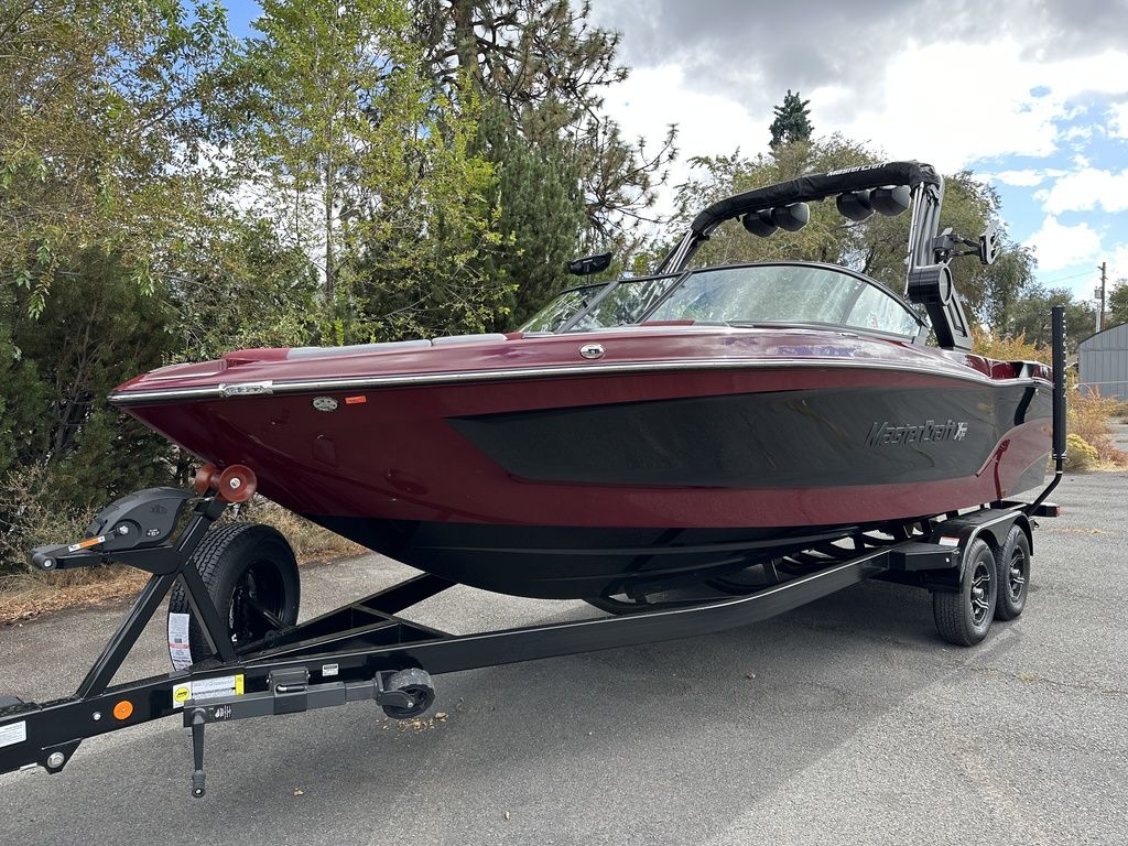 2024 MasterCraft XT25