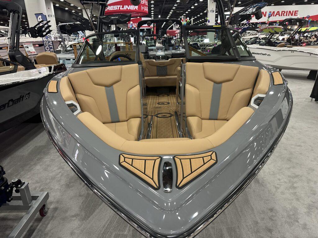 2025 MasterCraft XT22T