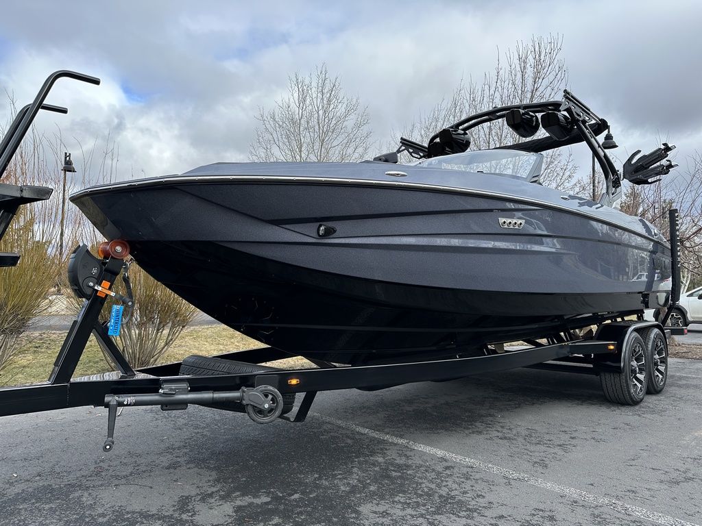 2024 Supreme Boats S240