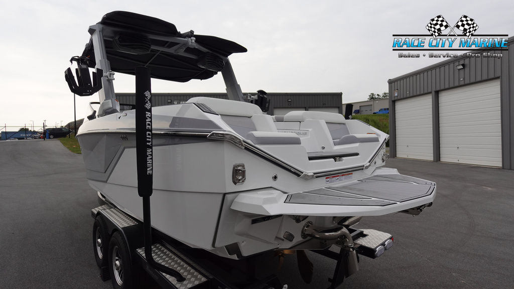 2024 Nautique G23