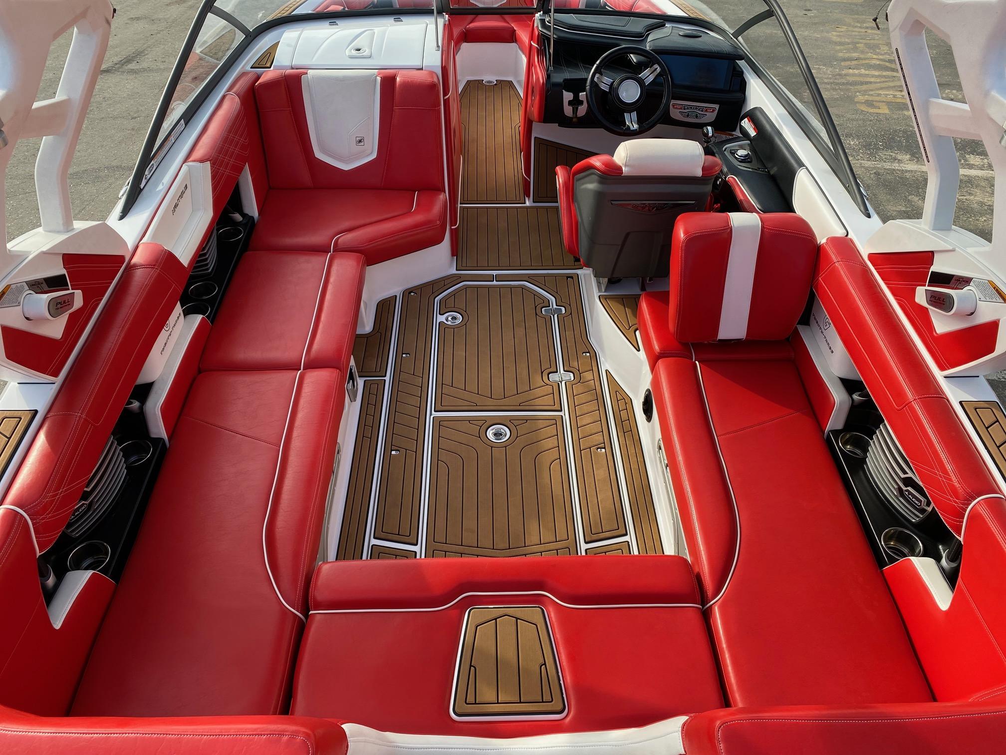 2018 Nautique G23