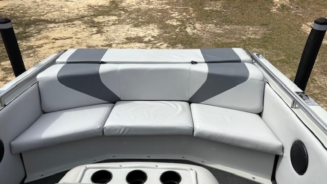 1991 MasterCraft Maristar 210