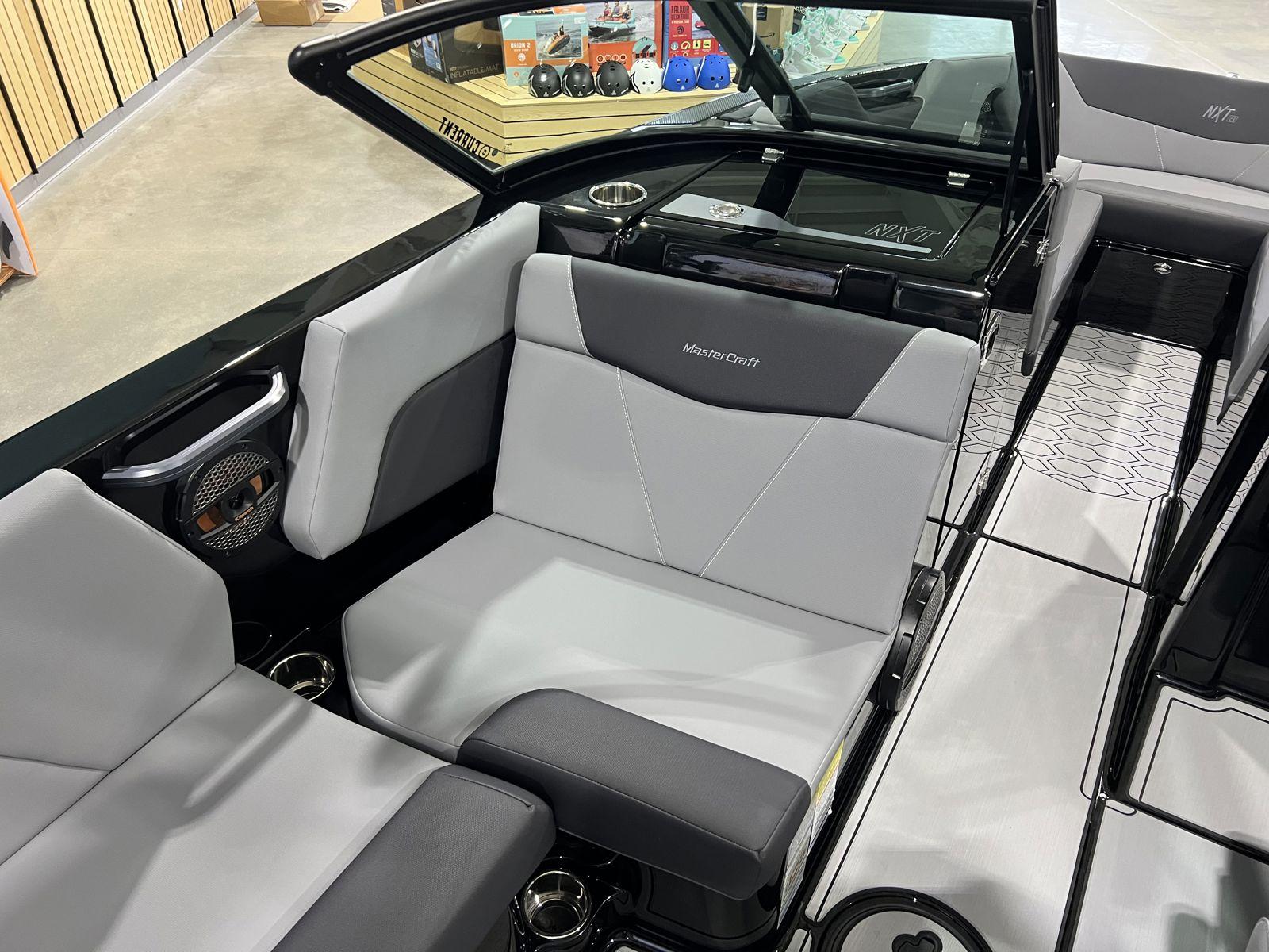 2024 MasterCraft NXT24