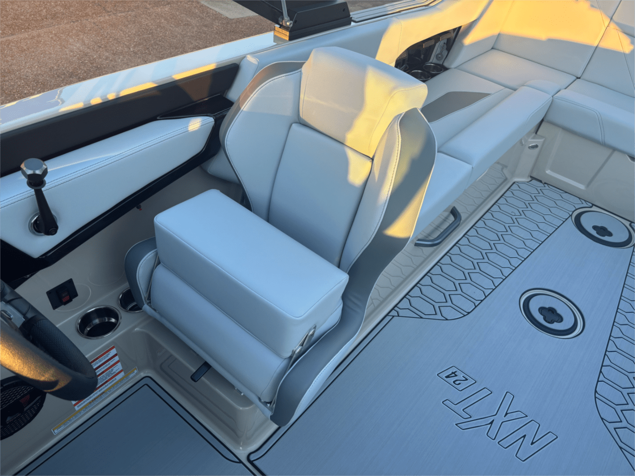 2025 MasterCraft NXT24