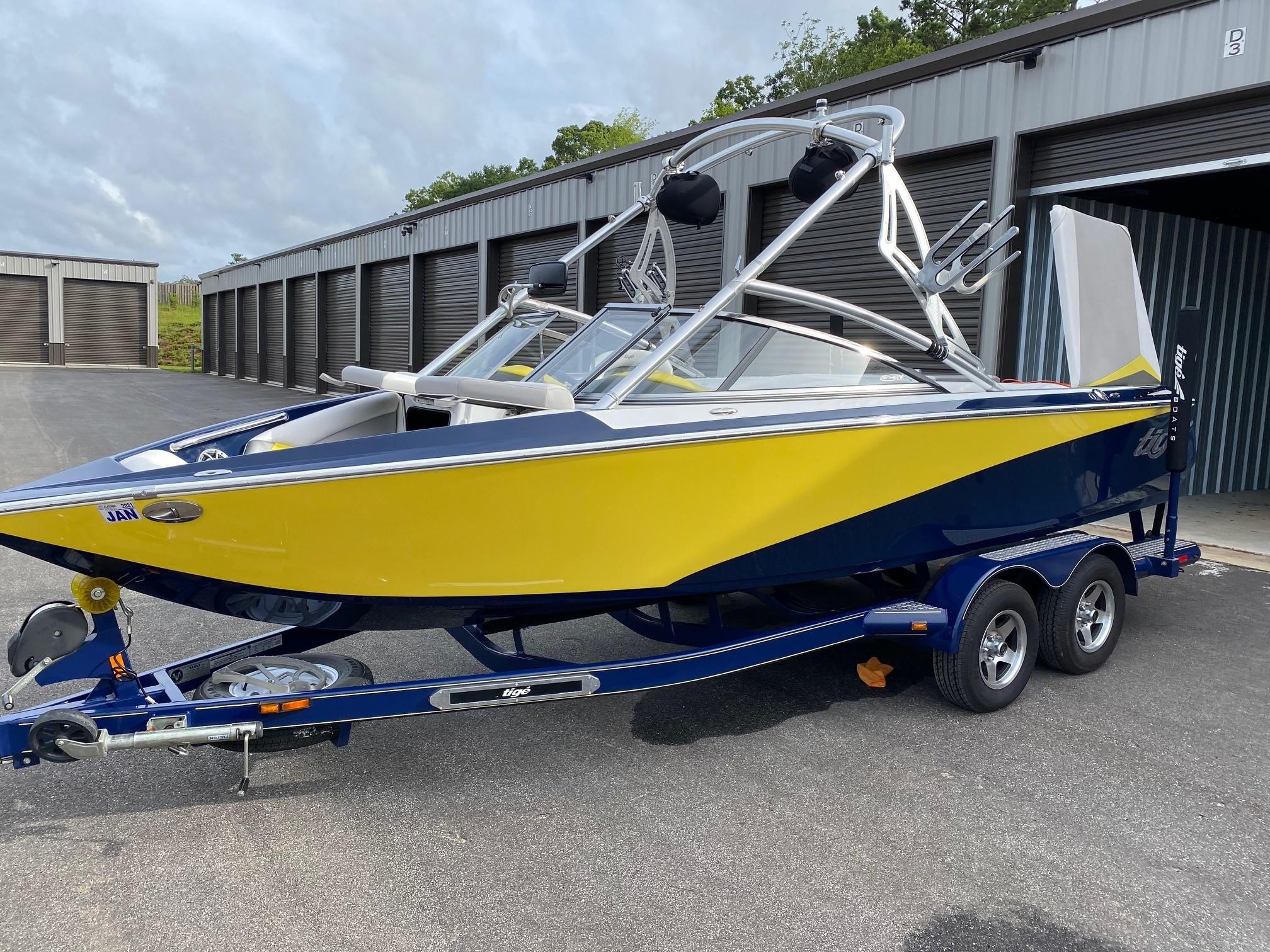 2008 Tige Z1 – Amazing clean boat