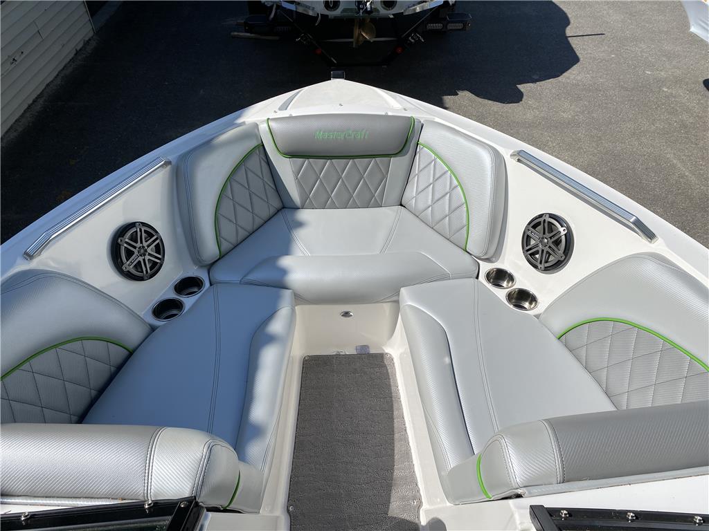 boat.Title