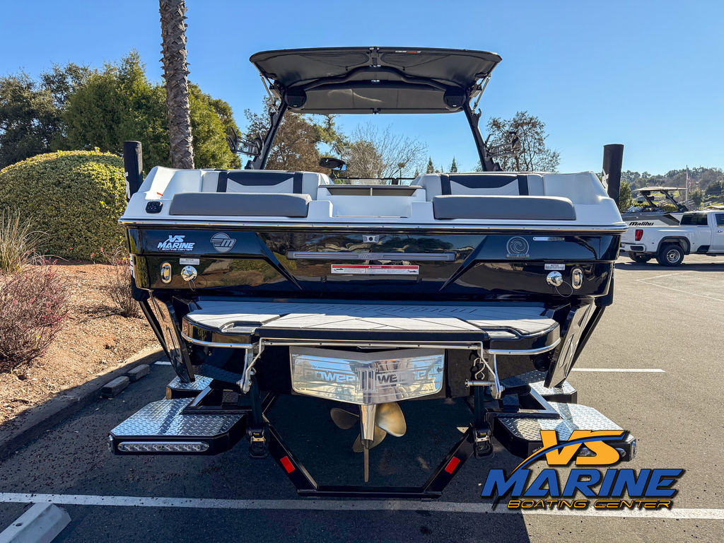 2025 Malibu Boats 23 LSV