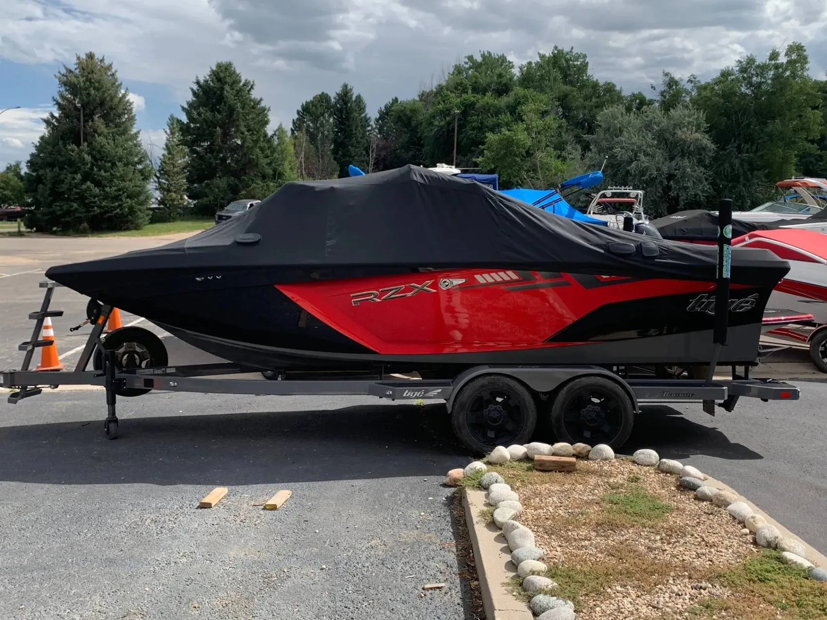 2019 TIGE BOATS INC RZX2