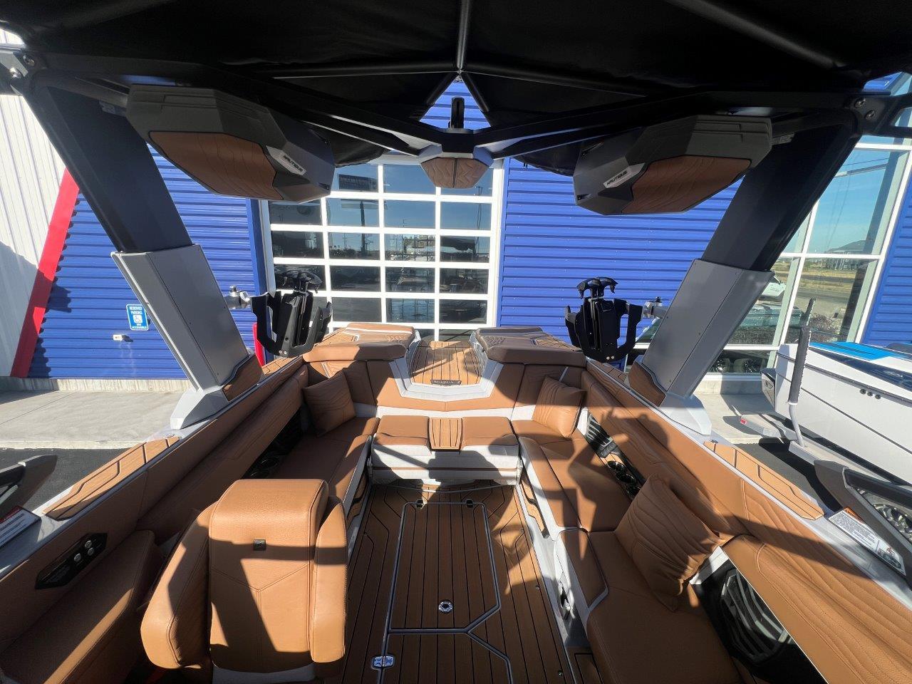 2025 Nautique G23