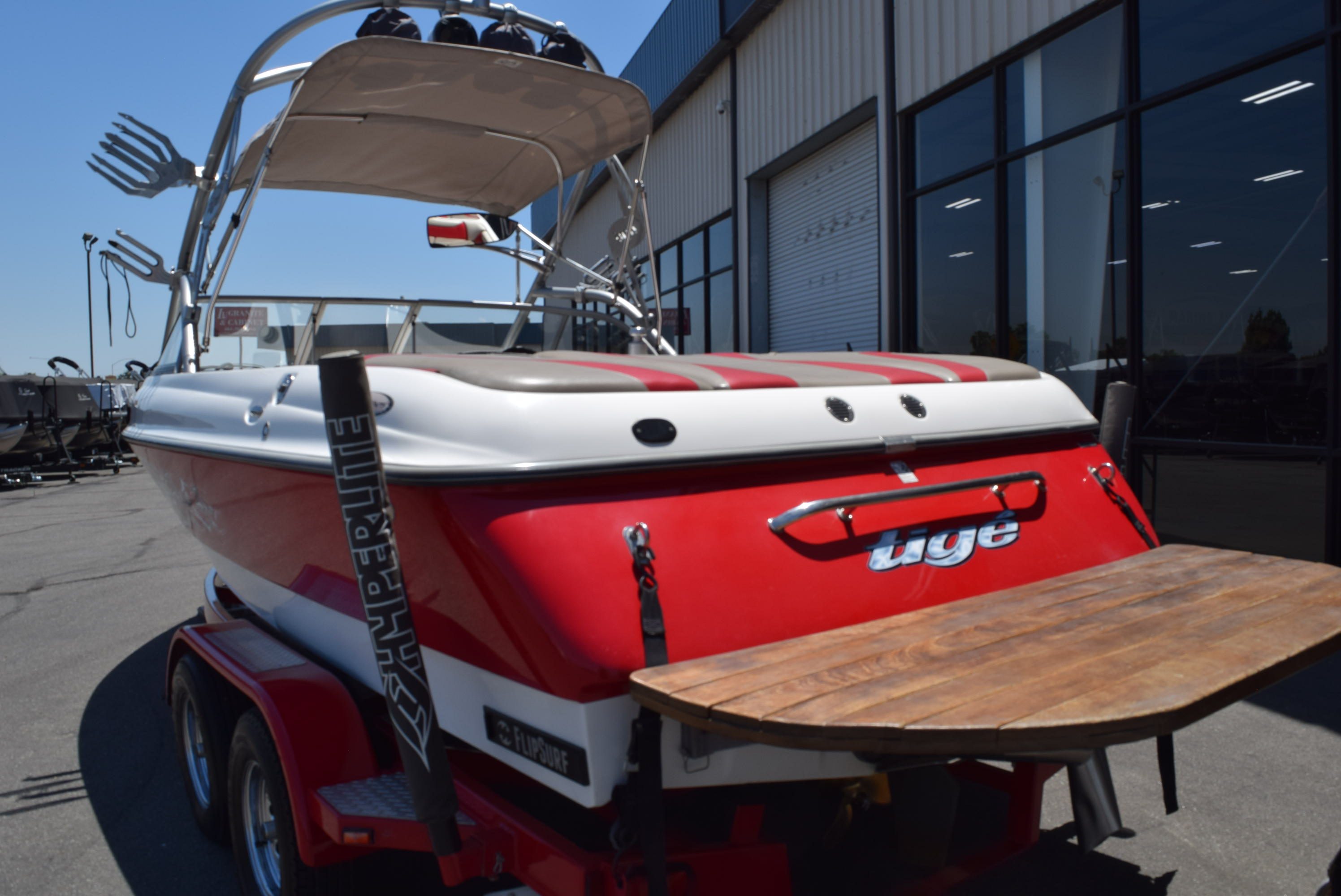 2005 22 V TIGE