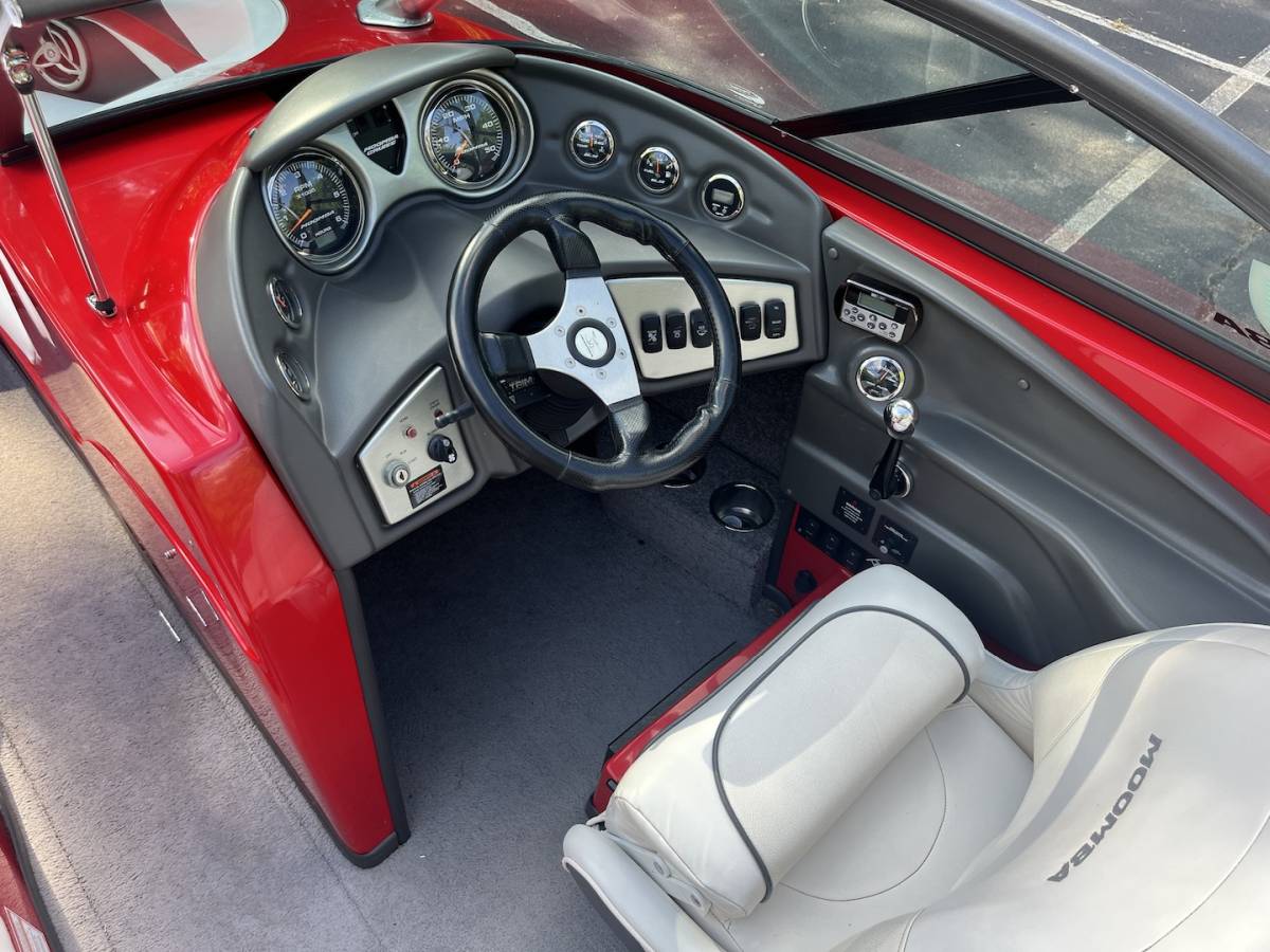 2010 Moomba Mobius LSV