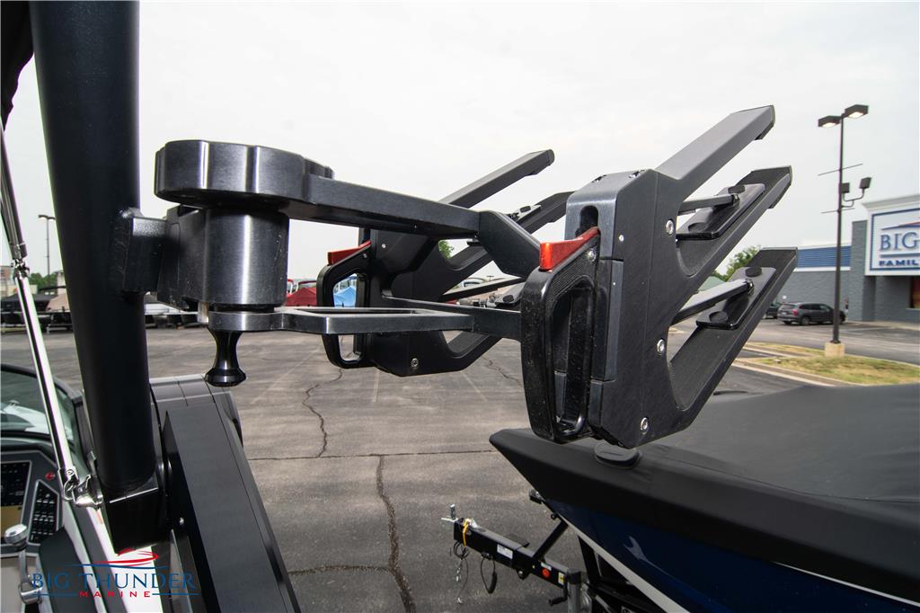 2023 MasterCraft X24