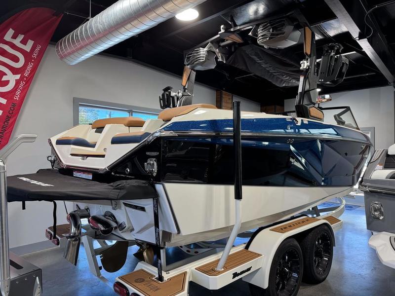 New 2024 Nautique G21