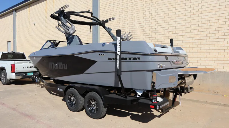 2025 MALIBU WAKESETTER 23 LSV