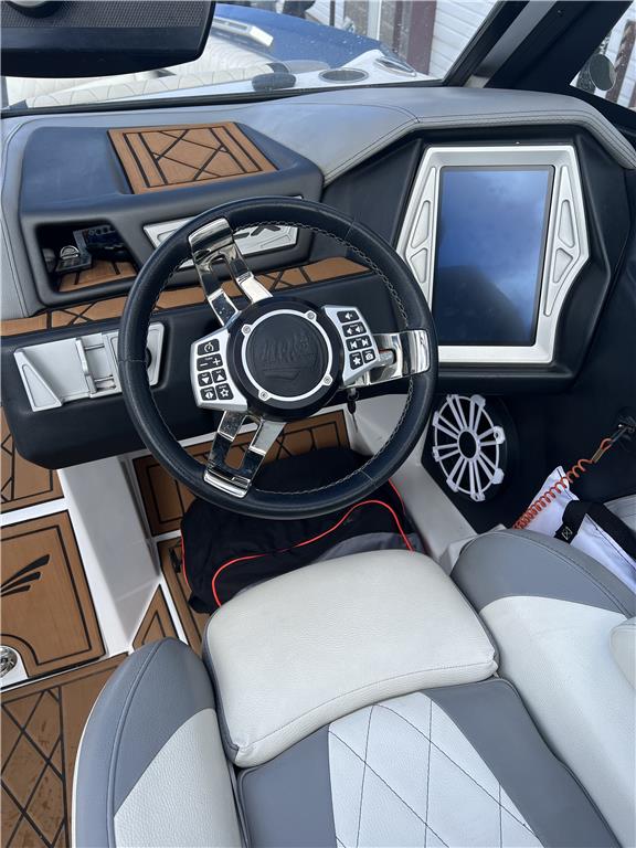 2018 Tige 23 RZX