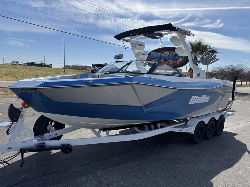 boat.Title