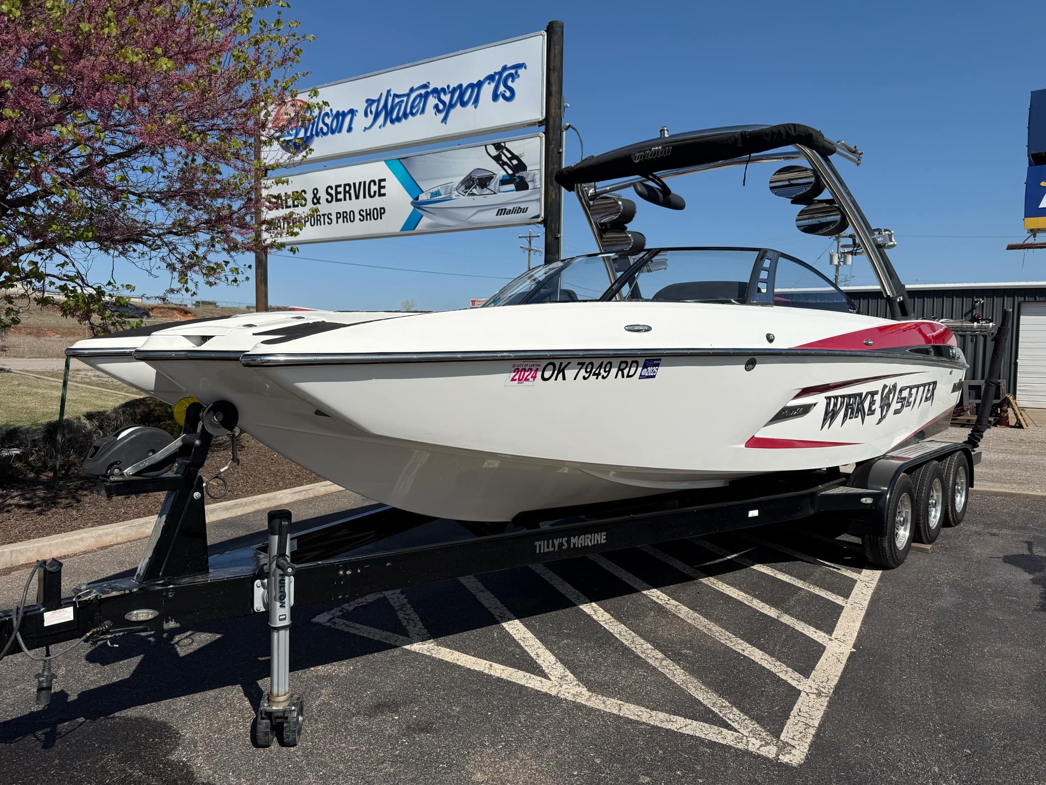 2013 Malibu Wakesetter 24 MXZ