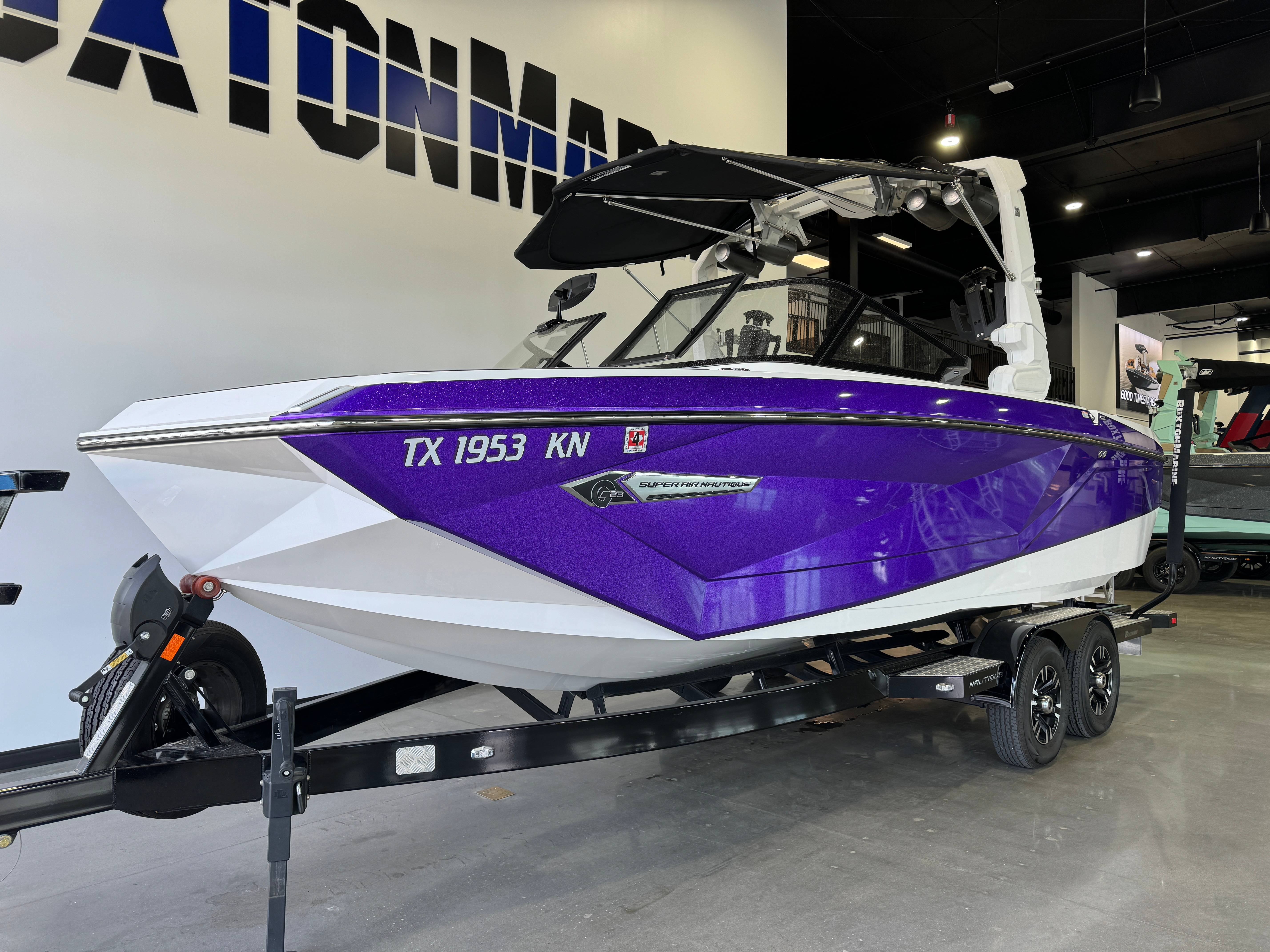 boat.Title