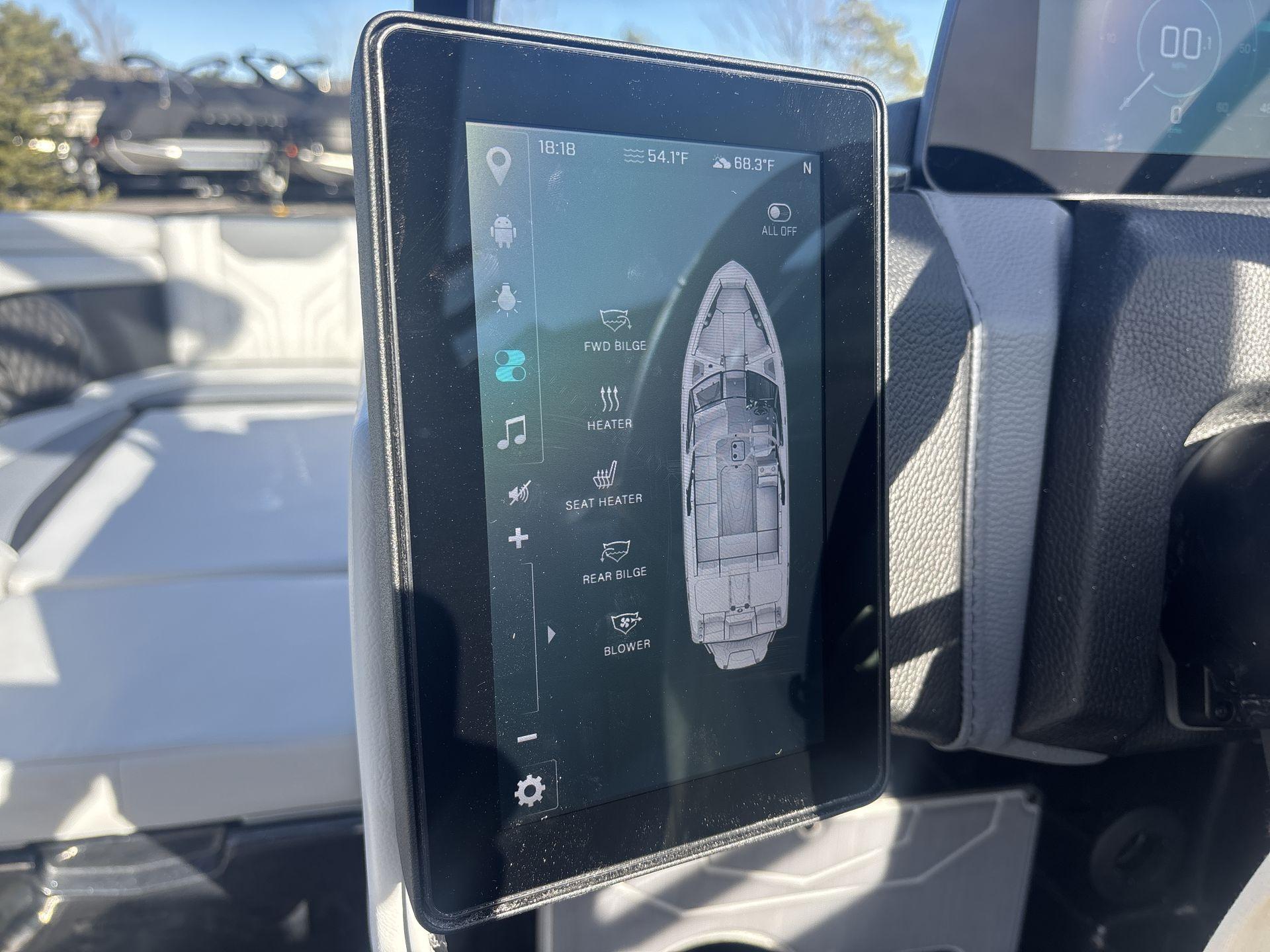 2025 Malibu 25LSV