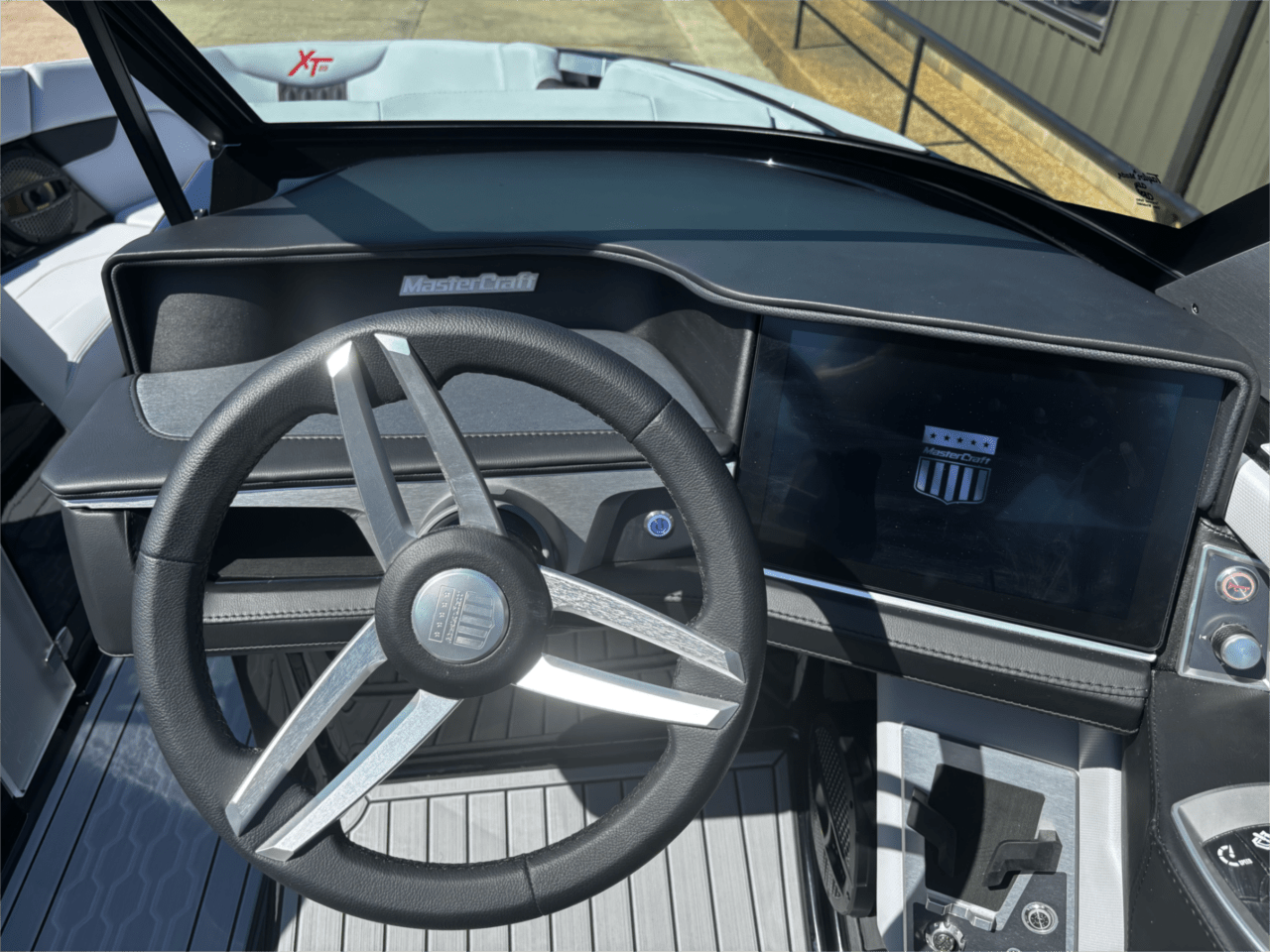 2025 MasterCraft XT23