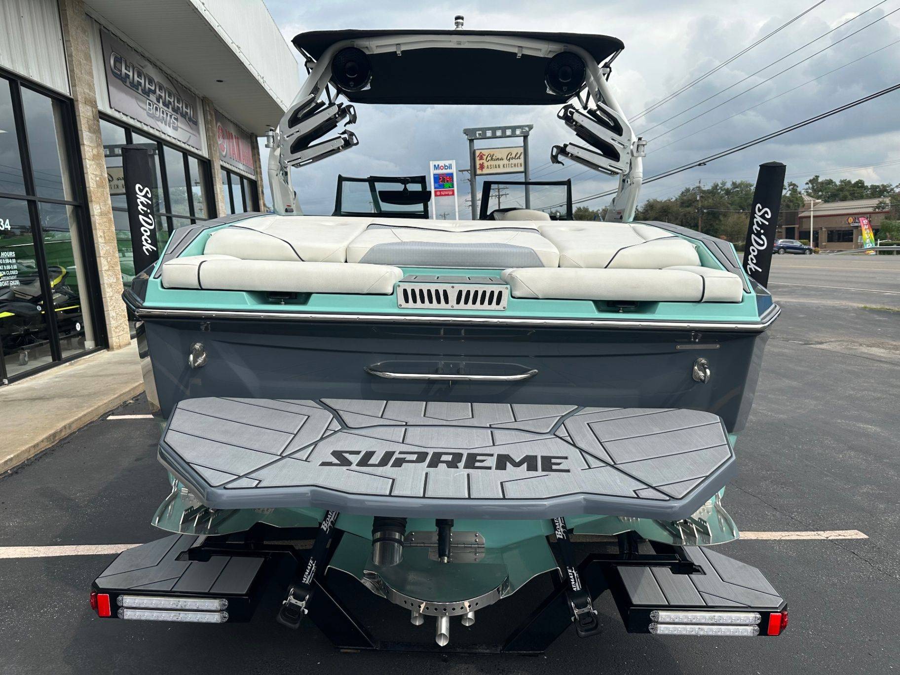 2024 Supreme S220