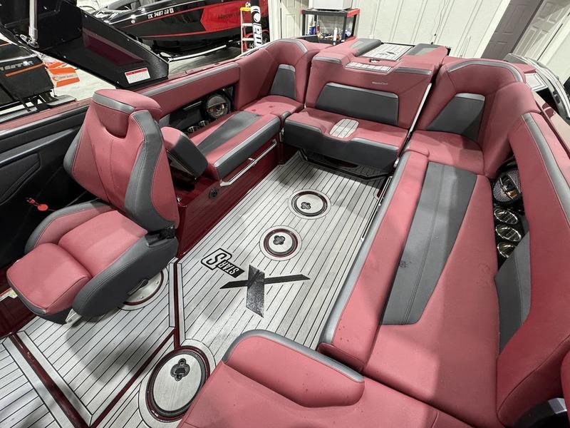 2023 MasterCraft XStar S