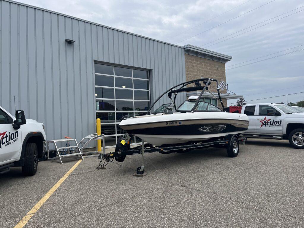 boat.Title