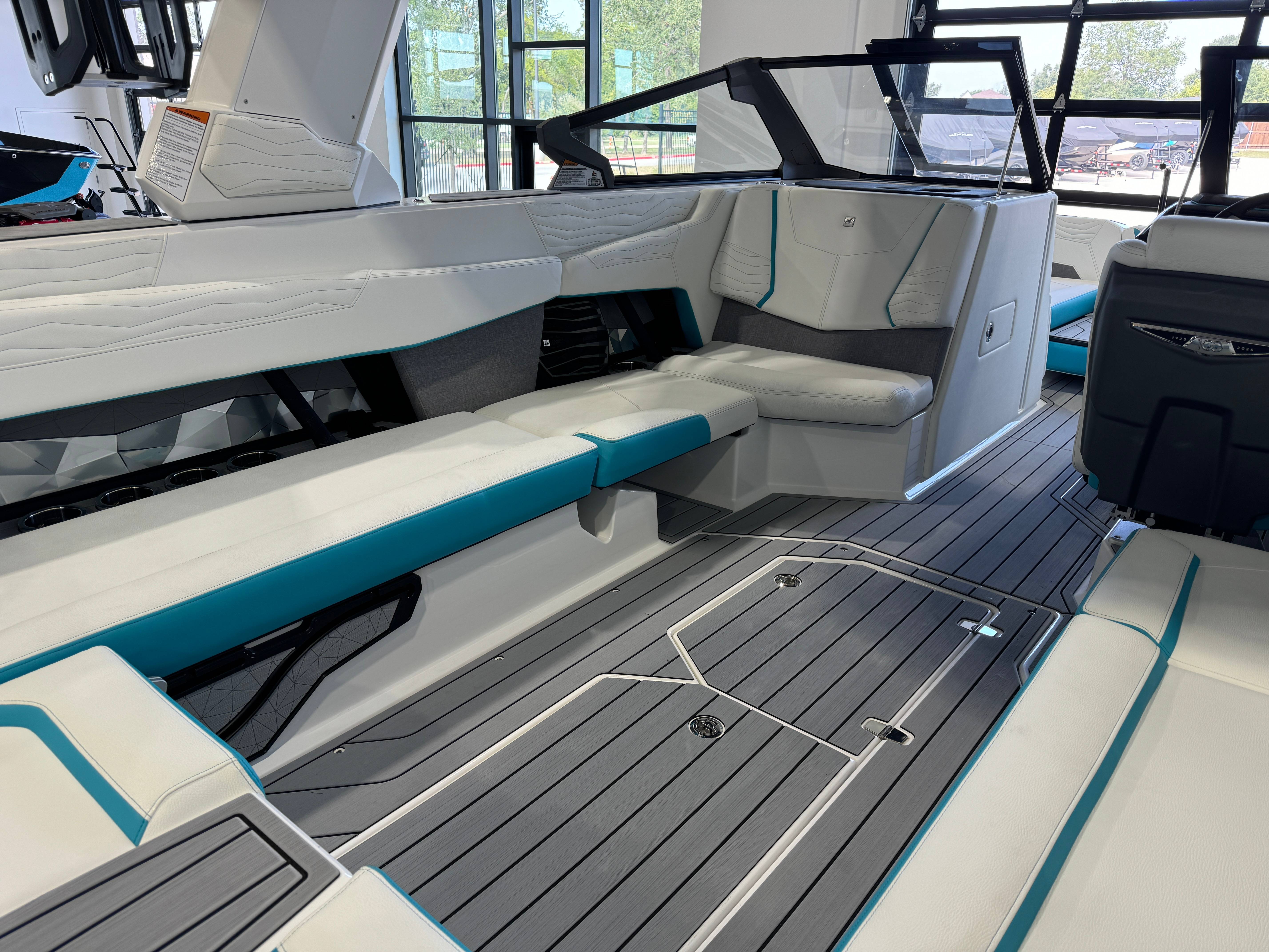 2025 Nautique G25