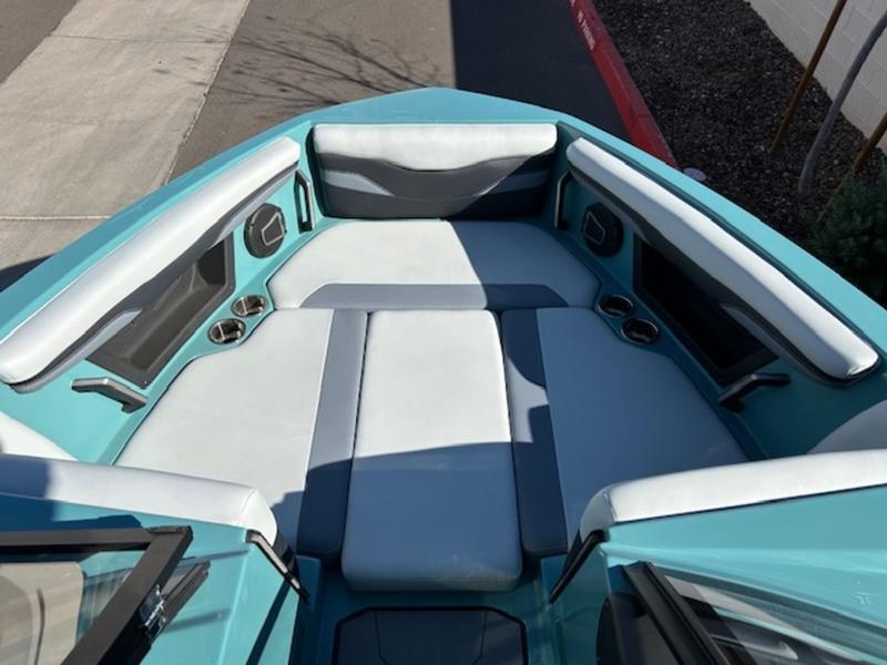 2024 Axis T250