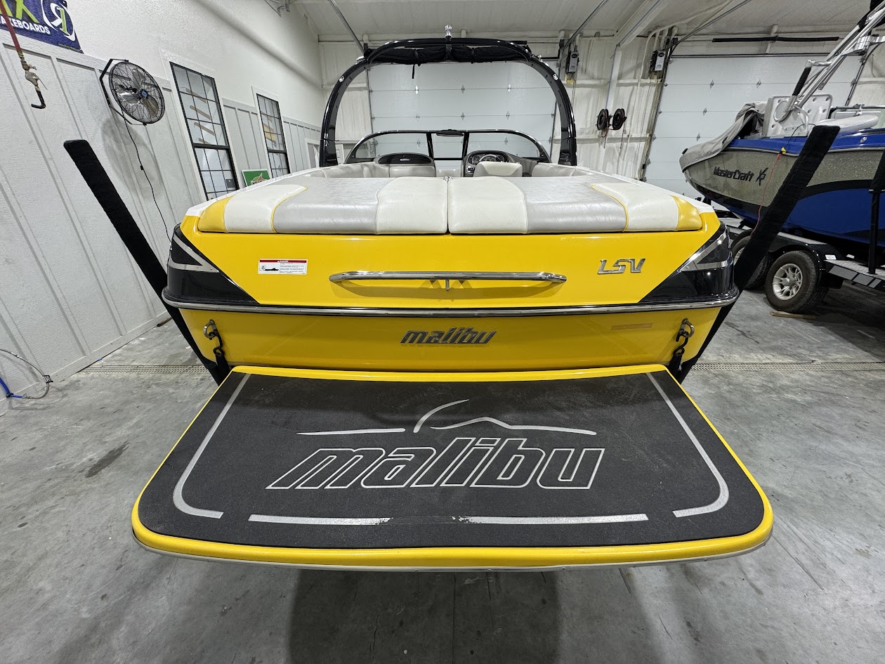 2007 Malibu 23 LSV 