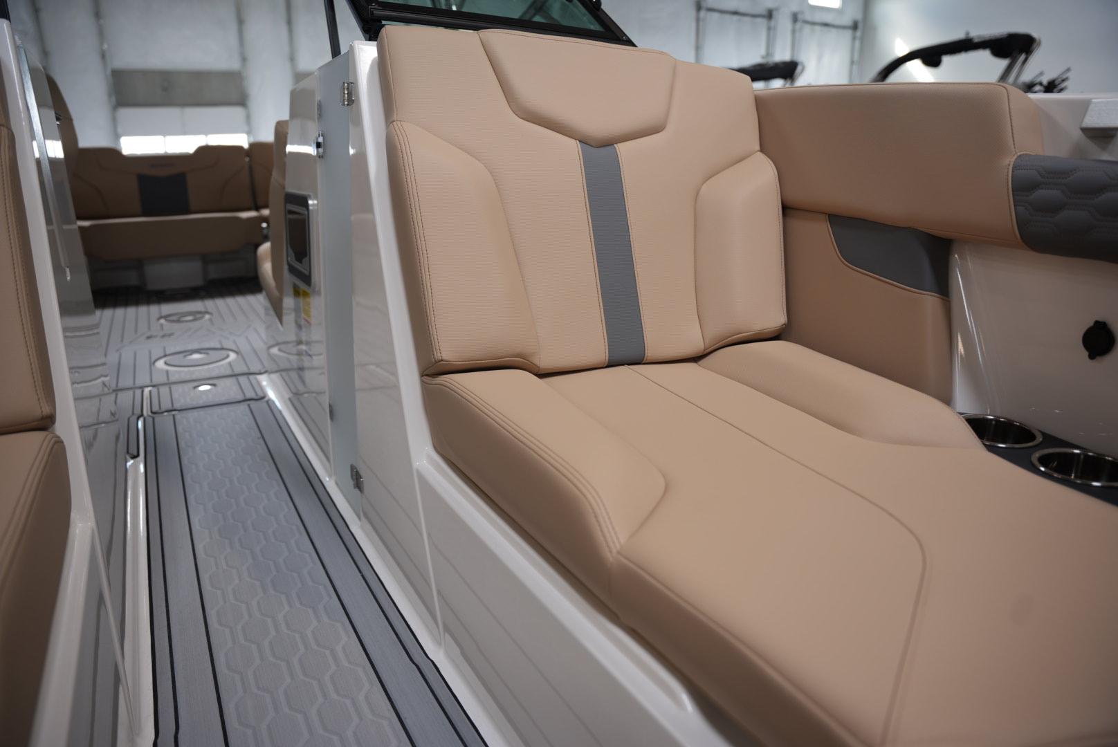 2025 MasterCraft XT24 &#8211; New Arrival!