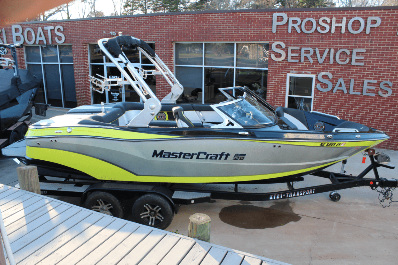 2018 Mastercraft XT21
