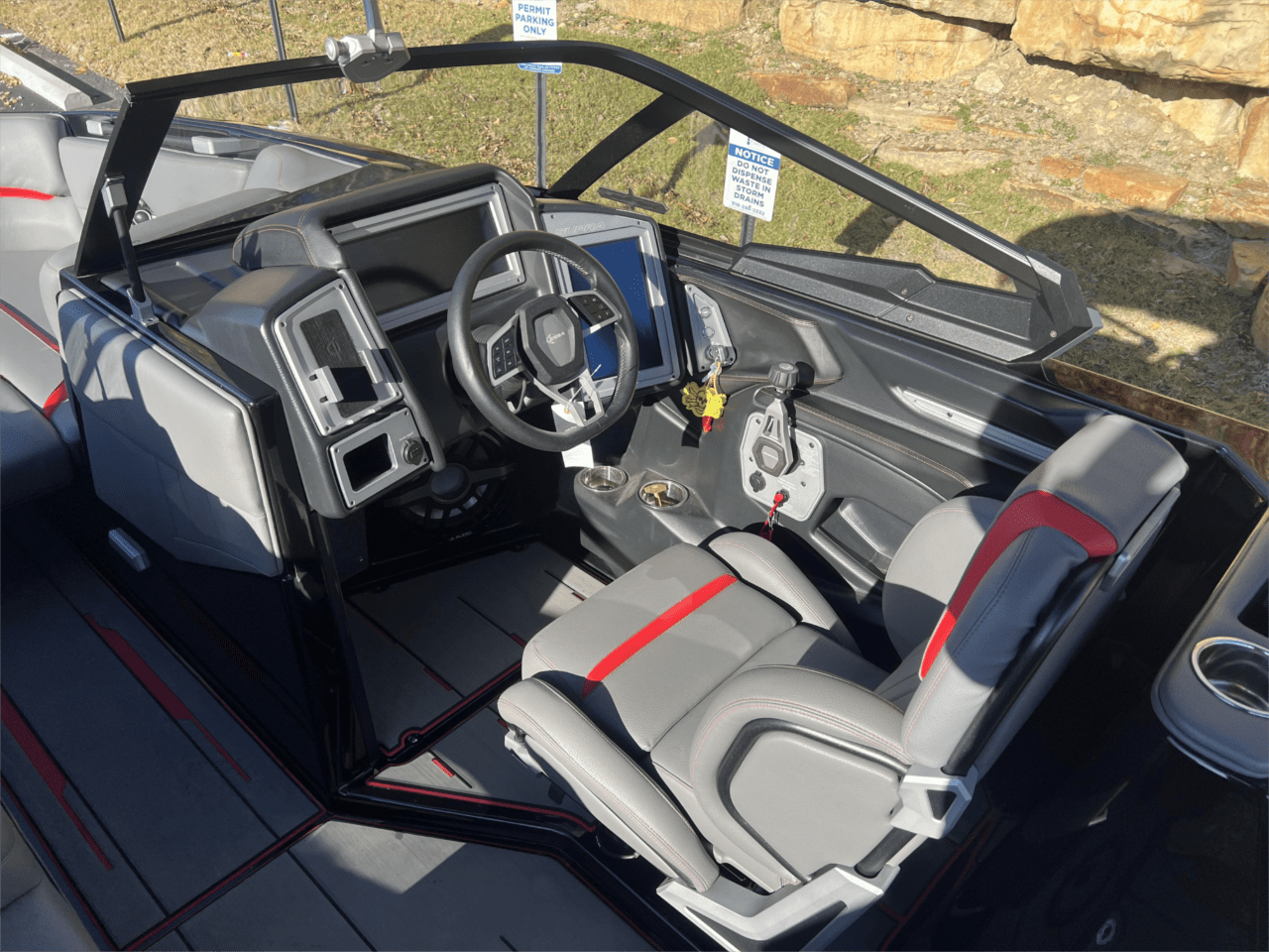 2022 Supra SE 550