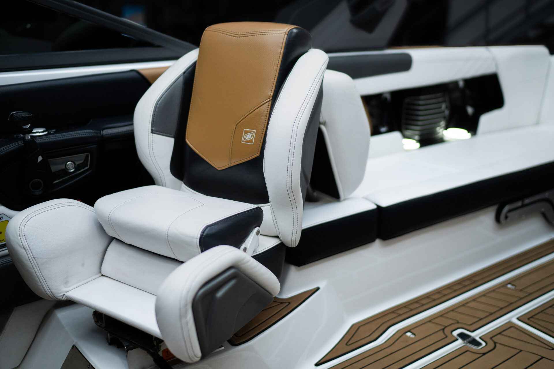 2017 Nautique G25
