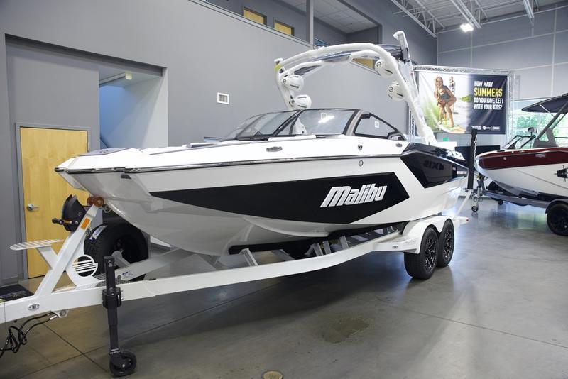 boat.Title