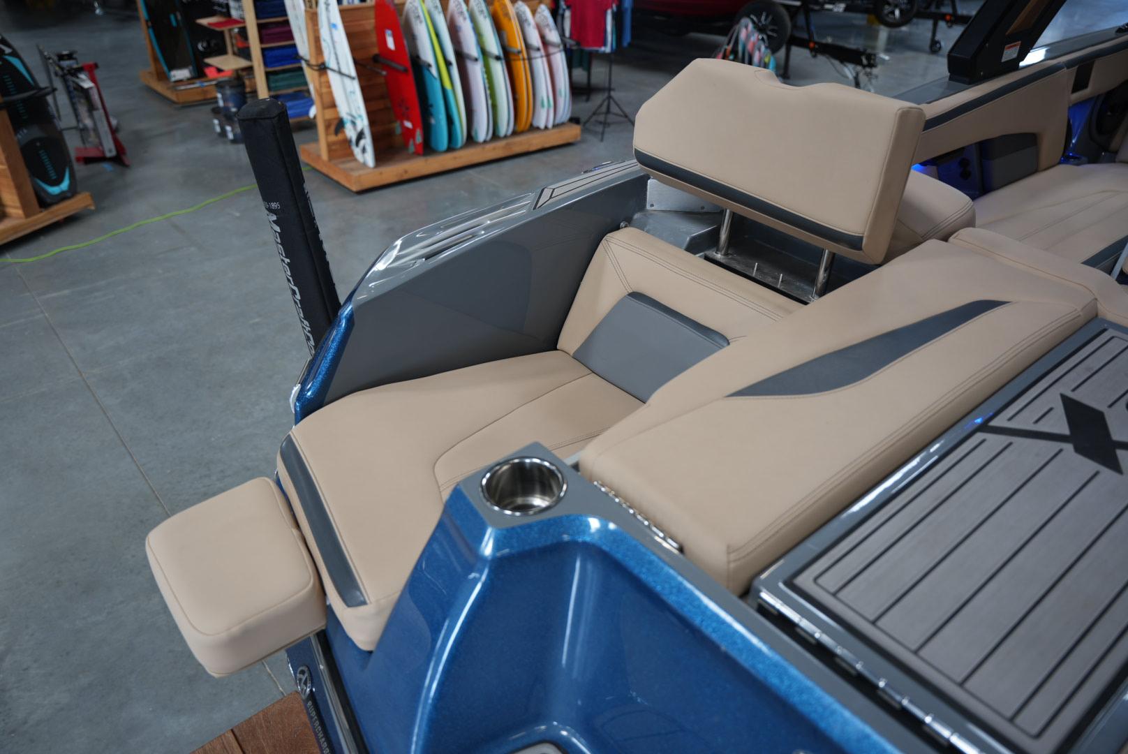 2023 MasterCraft XstarS 6.2L Supercharged &#8211; only 185 hours!
