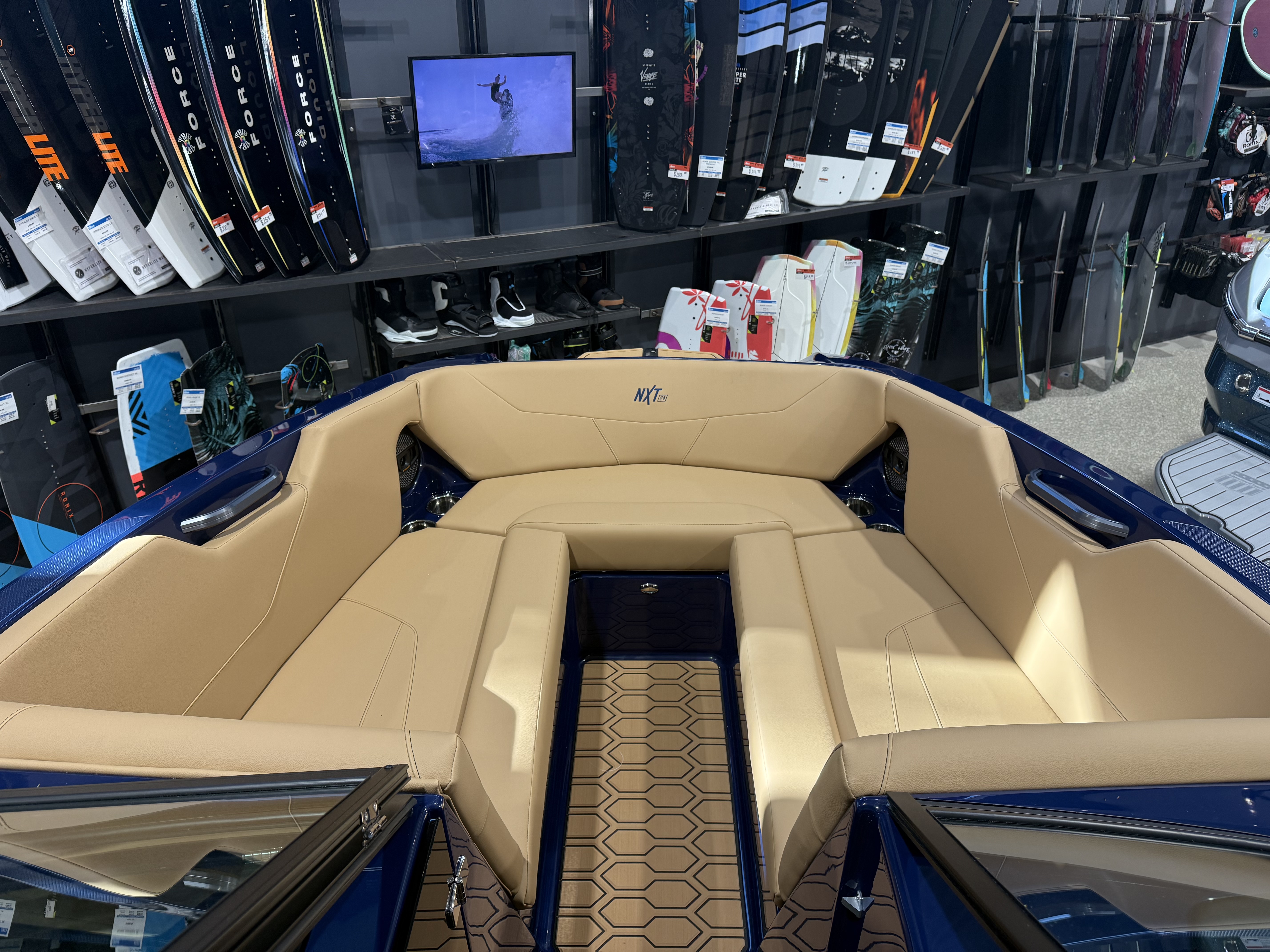 2025 MasterCraft NXT24