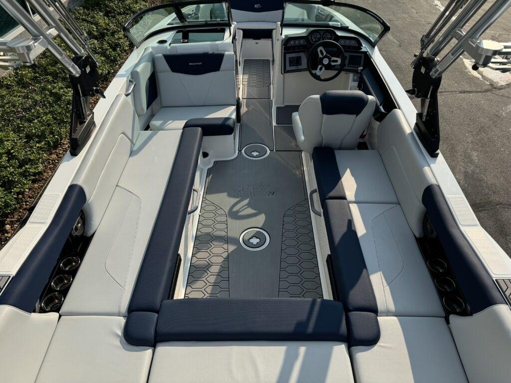 2021 MasterCraft NXT24