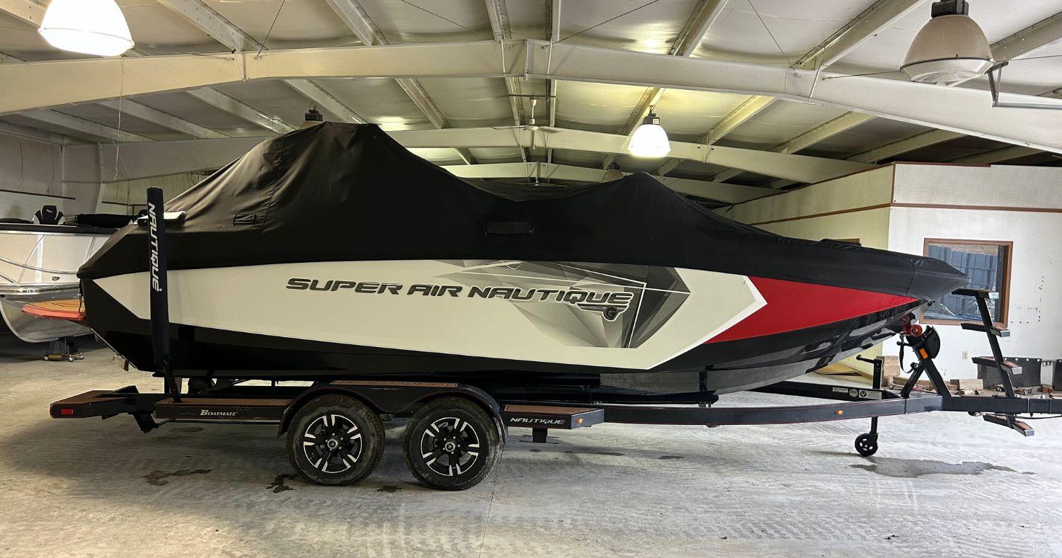 2019 Nautique G23