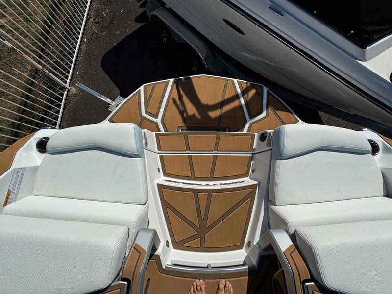 2024 Nautique G23 Paragon
