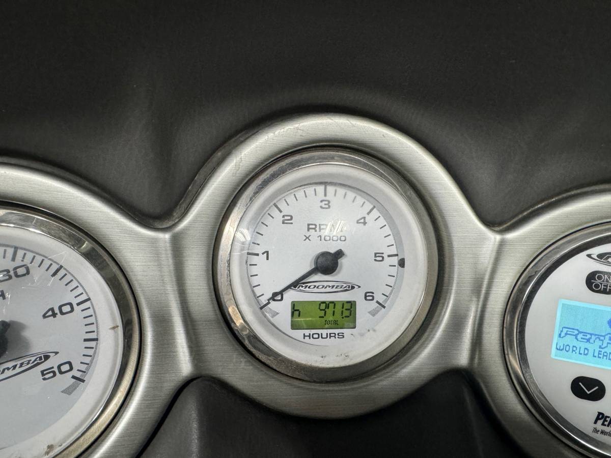 2006 Moomba Mobius XLV
