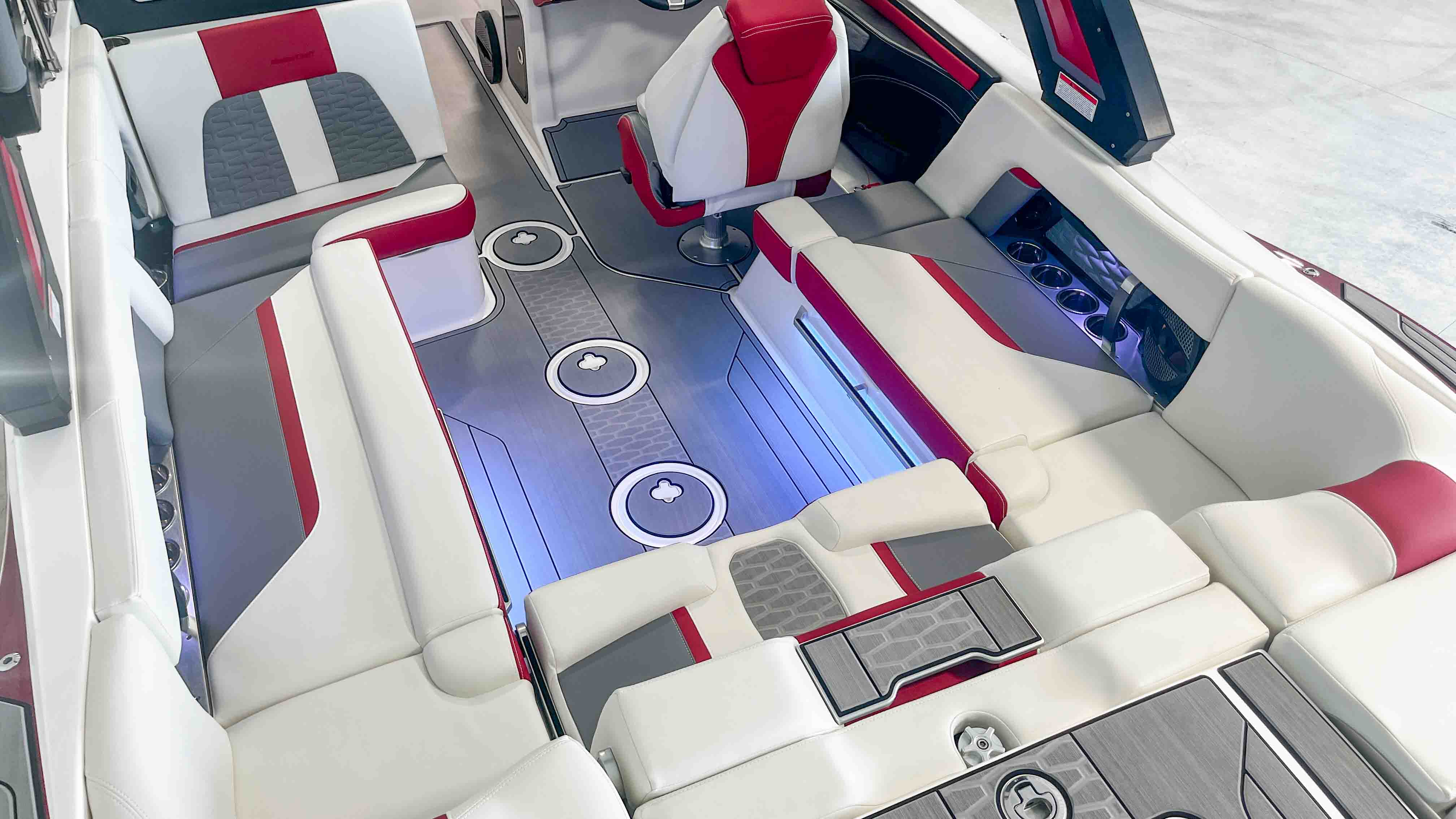 2023 Mastercraft X22 – New – Loaded