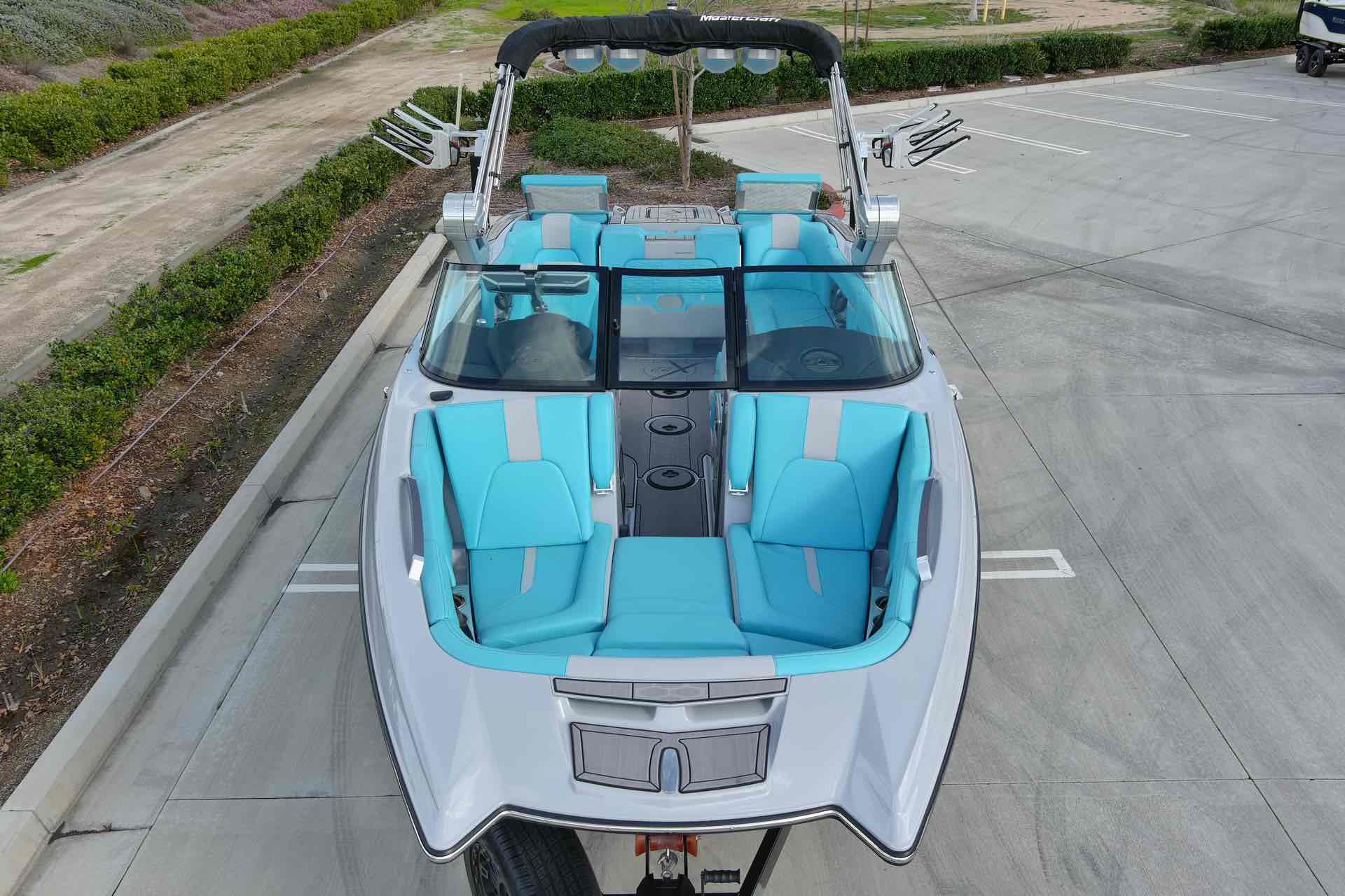 2023 MasterCraft X22