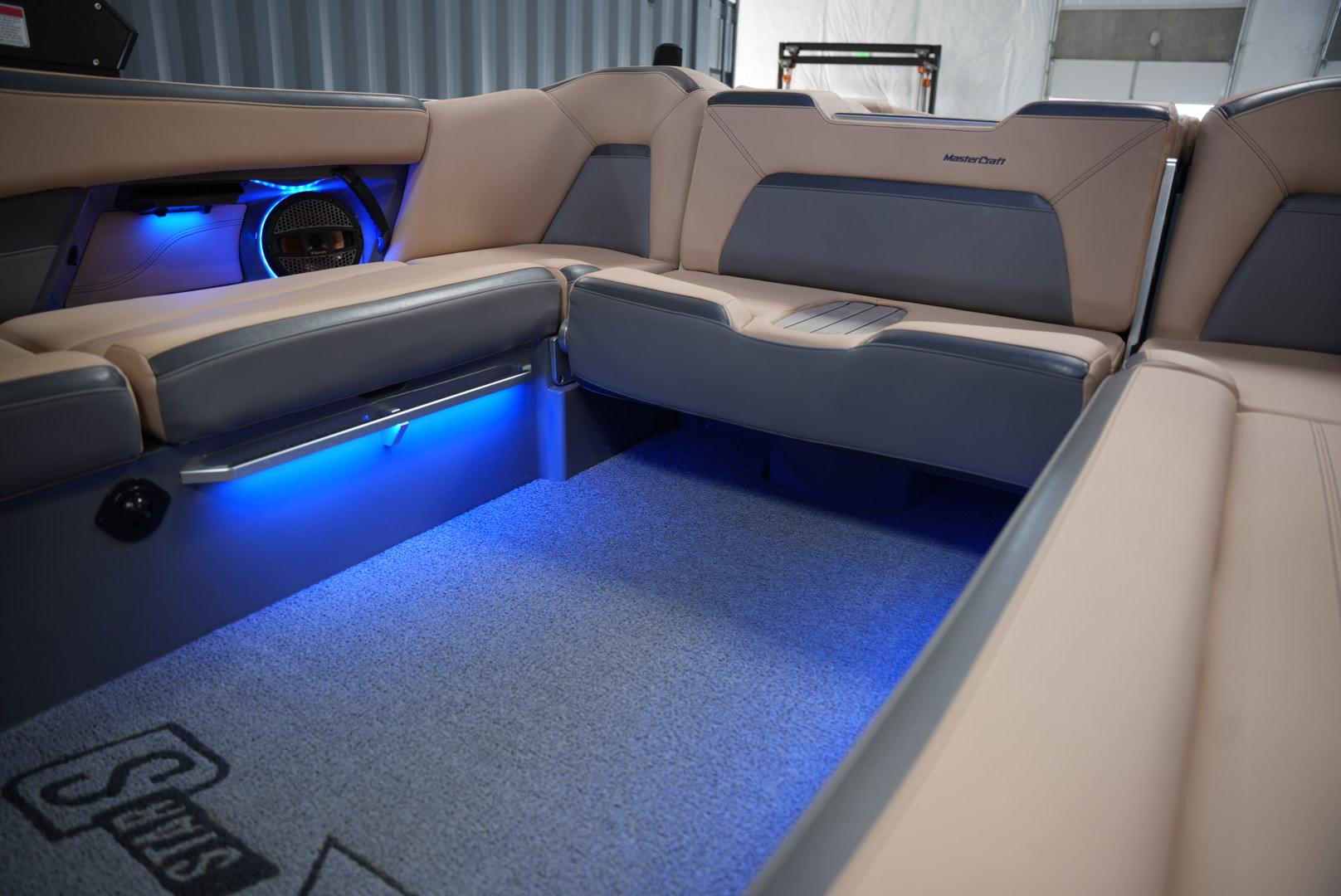 2023 MasterCraft XstarS 6.2L Supercharged &#8211; only 185 hours!