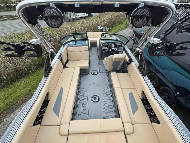 NEW 2024 MasterCraft NXT24