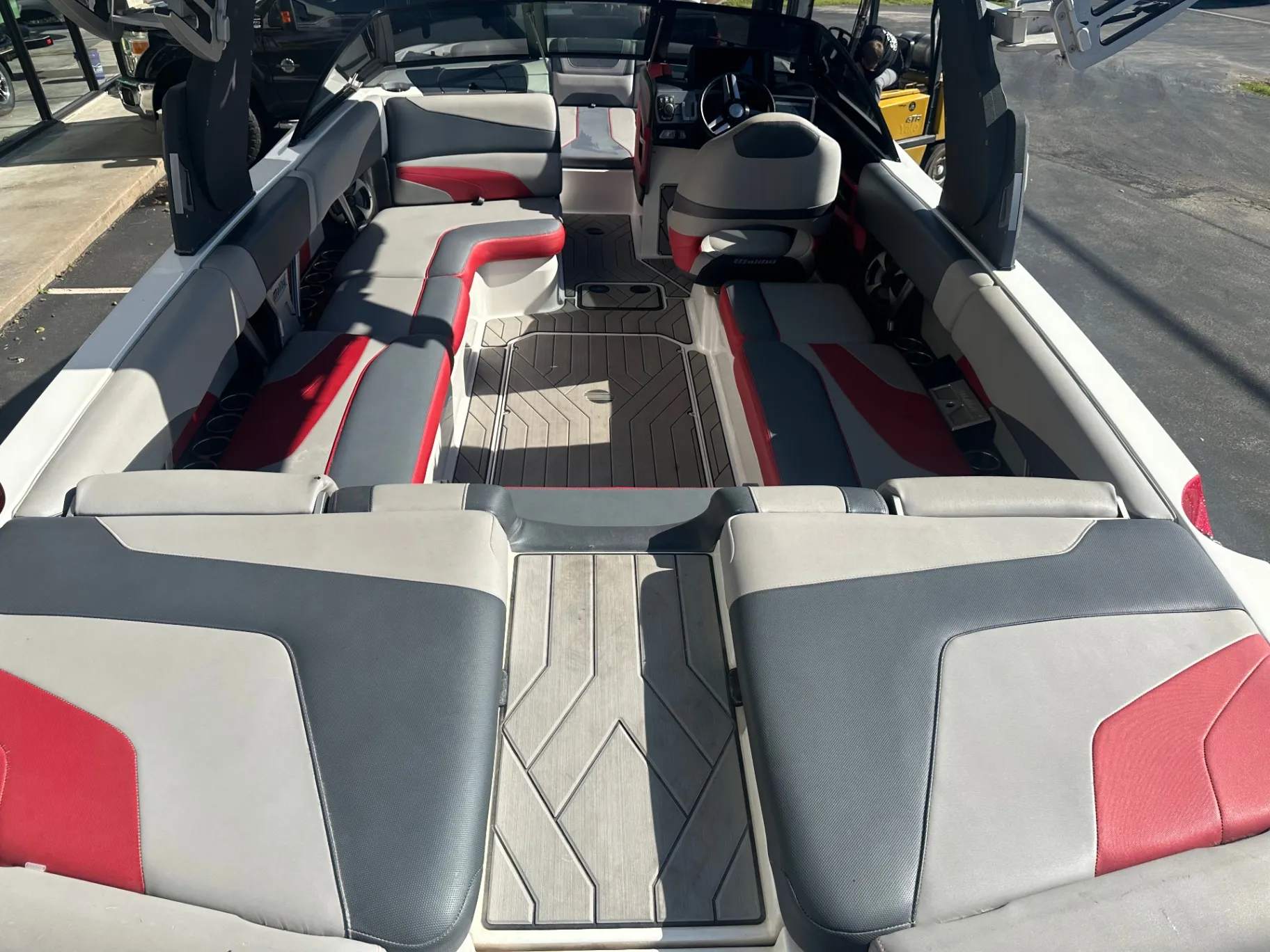 2018 Malibu 24 MXZ
