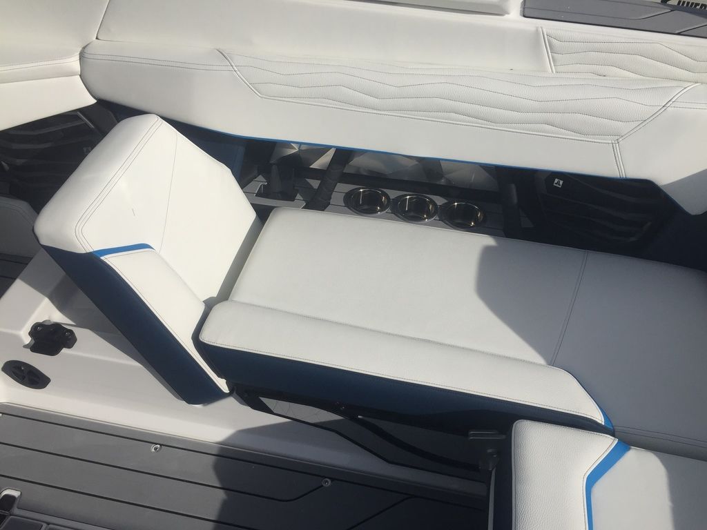 2025 Nautique Super Air Nautique G23