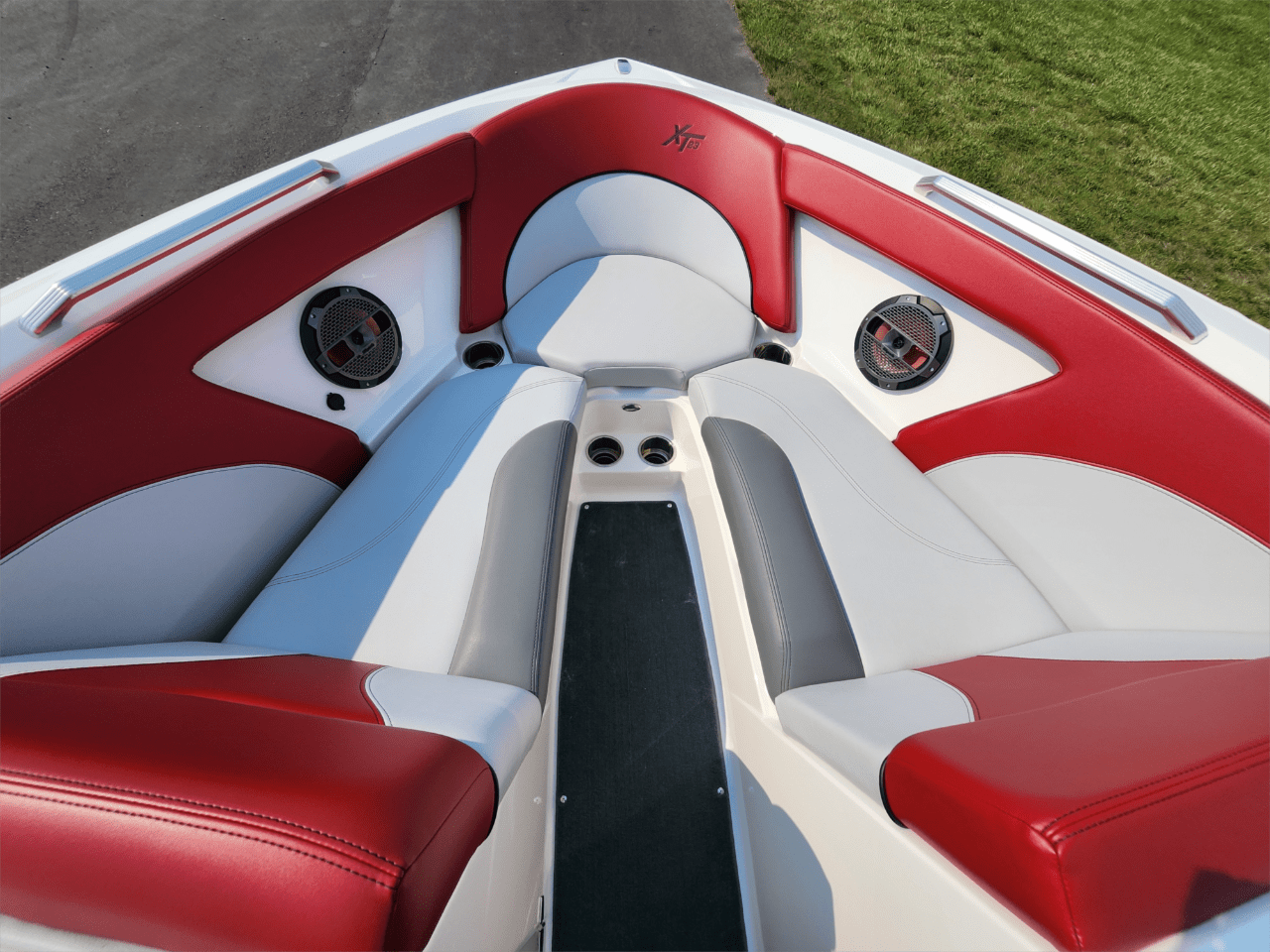 boat.Title