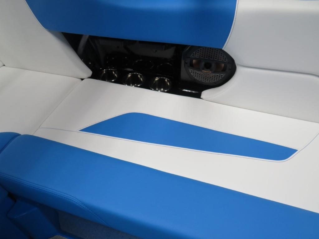 NEW 2023 Mastercraft NXT21